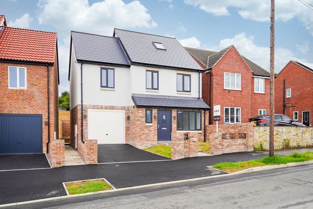 Manor Farm Mews, Sheffield S21 4 bed detached house for sale