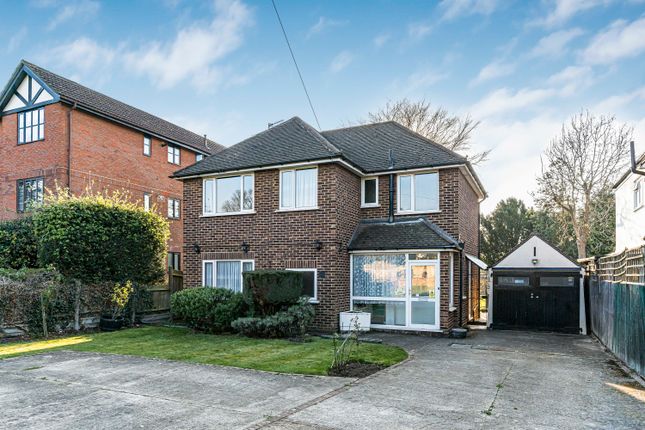 3 bed detached house