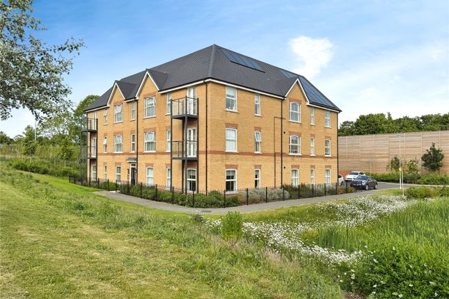 Porthcawl Close, Hertfordshire SG1 2 bed flat for sale