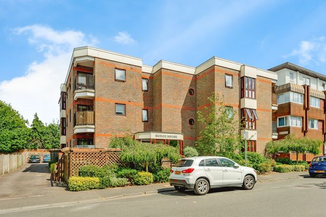 2 bed flat