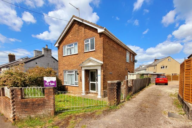 Flaxley Street, Cinderford GL14 3 bed detached house for sale