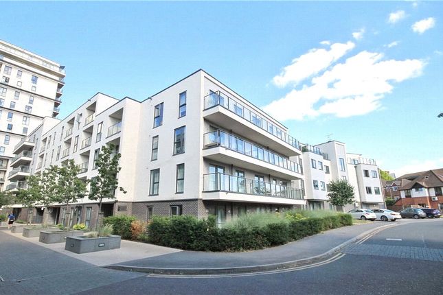 Bradfield Close, Woking, Surrey, GU22 1 bed apartment for sale