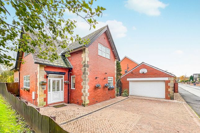 The Drive, Blackburn BB6 3 bed detached house for sale