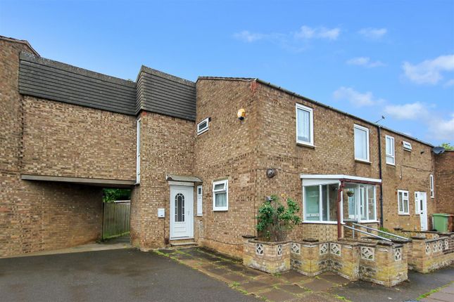 4 bedroom end of terrace house for sale