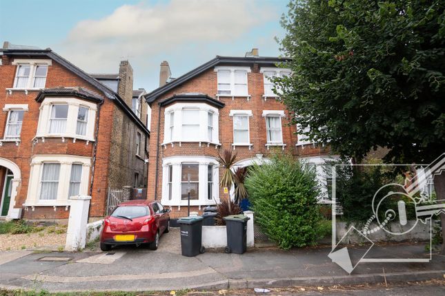 6 bed property