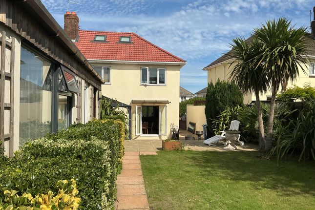 60 Kimmeridge Avenue, Poole, BH12 3 bed semi