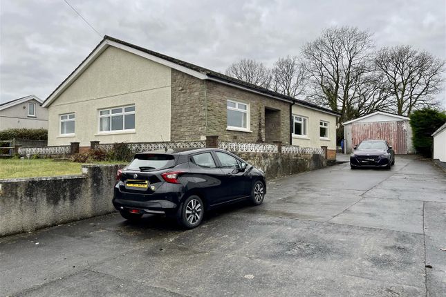 Waunfarlais Road, Llandybie, Ammanford 3 bed detached bungalow for sale