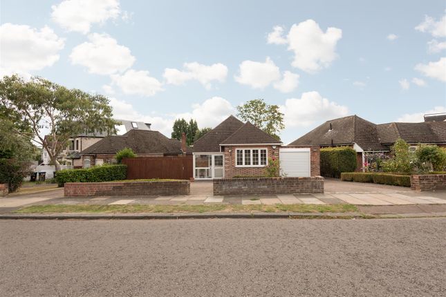 Oakwood Crescent, London N21 2 bed detached bungalow for sale