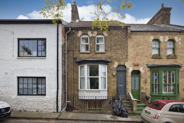 Hibernia Street, Ramsgate, Kent, CT11 3 bed terraced house for sale