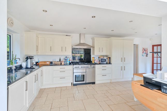 Bowden Hill, Yealmpton 3 bed bungalow for sale