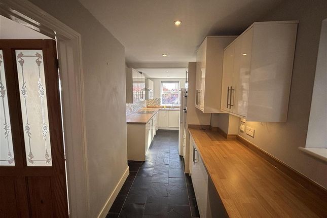 Southwood Road, Tunbridge Wells, Kent 3 bed semi