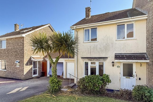 3 bed semi-detached house