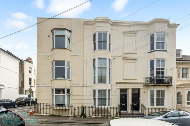 7 College Road, Brighton BN2 2 bed apartment for sale