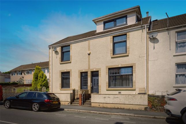 6 bed end terrace house