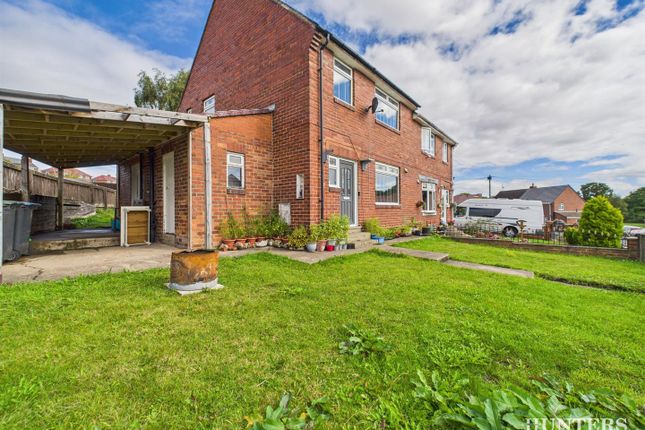 Hollyhill Gardens, South Stanley... 3 bed semi