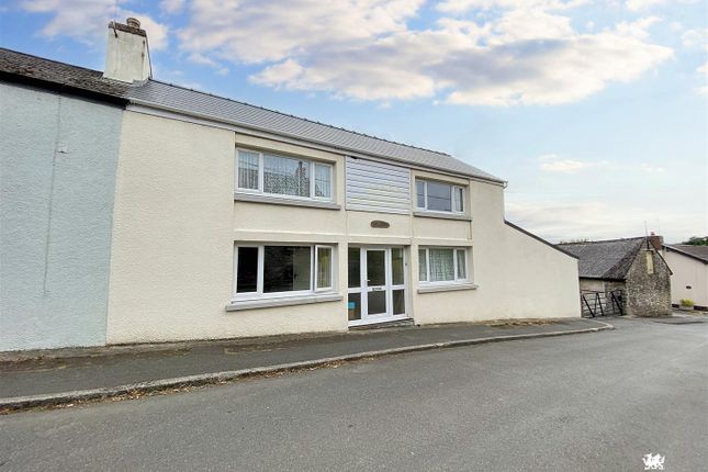 4 bedroom end of terrace house for sale