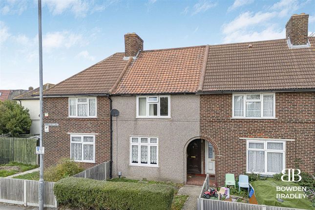 Parsloes Avenue, Dagenham 2 bed terraced house for sale