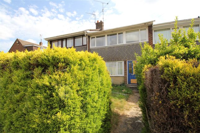 Moreland Close, Alton, Hampshire, GU34 3 bed terraced house for sale