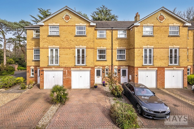 4 bedroom town house for sale