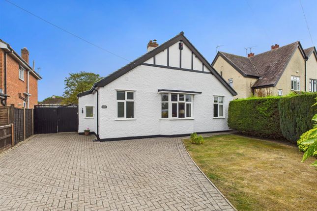 Cheltenham Road, Longlevens, Gloucester 2 bed detached bungalow for sale