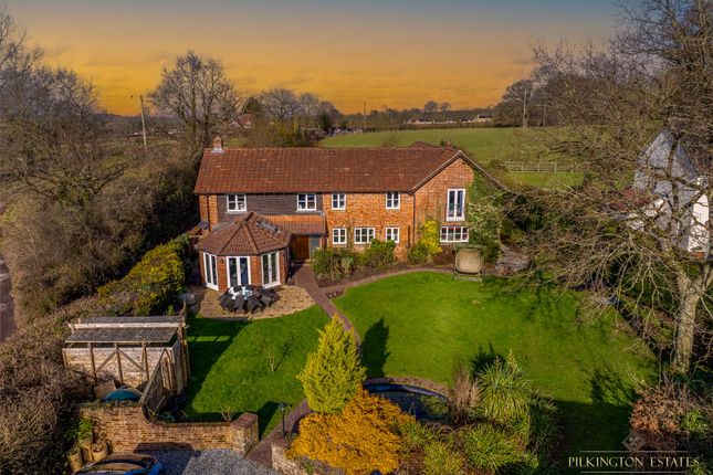 Whimple, Devon EX5 5 bed detached house for sale