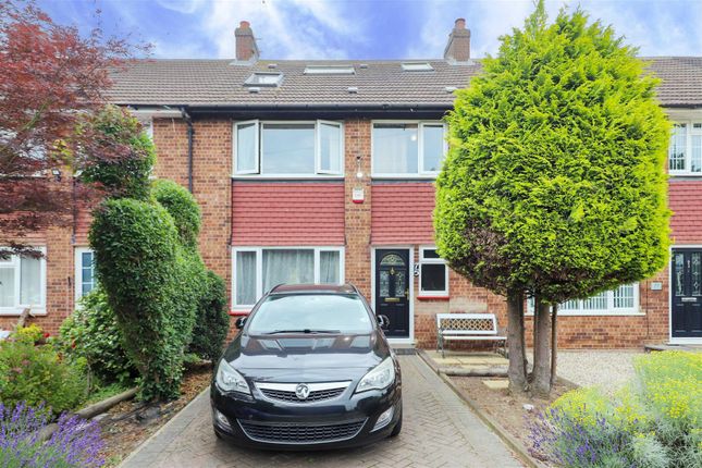 4 bedroom terraced house for sale