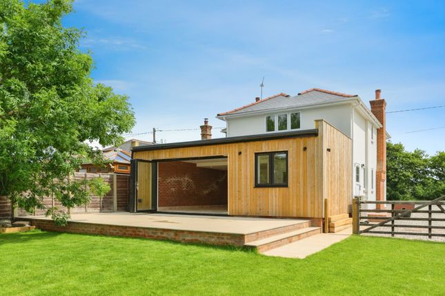 4 bed semi-detached house