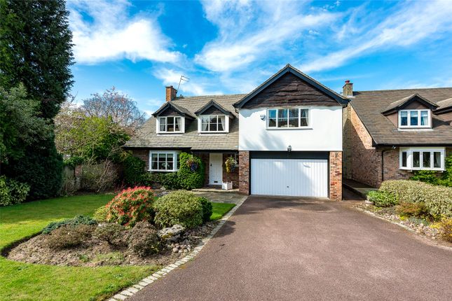 Hunters Mews, Wilmslow, Cheshire, SK9 5 bed detached house for sale