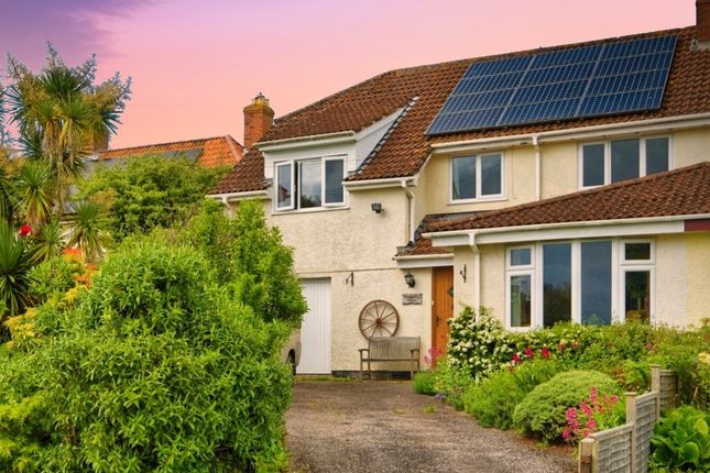 5 bedroom semi-detached house for sale