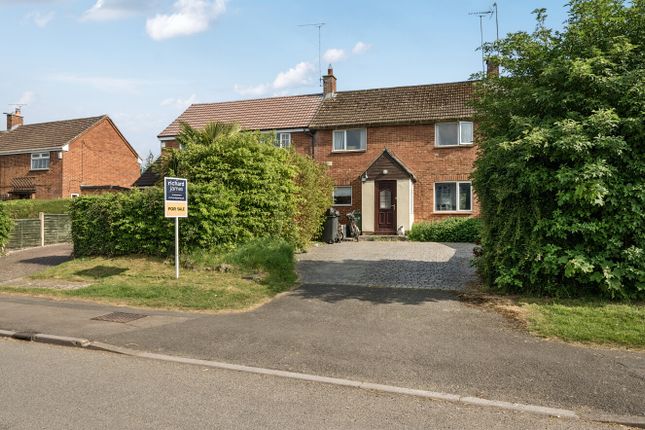 Perrys Lane, Wroughton, Swindon, SN4 3 bed terraced house for sale