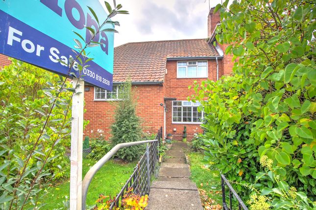 2 bedroom semi-detached house for sale
