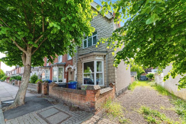 4 bedroom terraced bungalow for sale