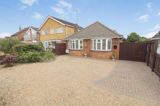 Woodland Road, Rushden NN10 3 bed detached bungalow for sale