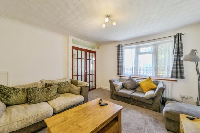 3 bed semi-detached house