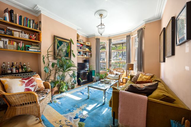 Warfield Road, Kensal Rise, NW10 1 bed apartment for sale
