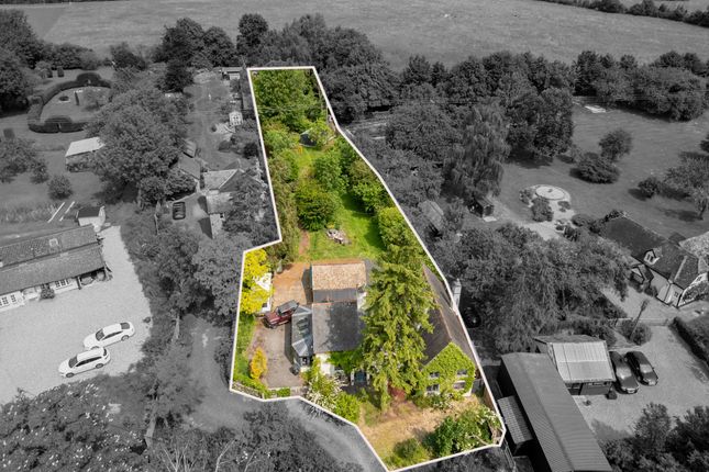 6 bedroom detached house for sale