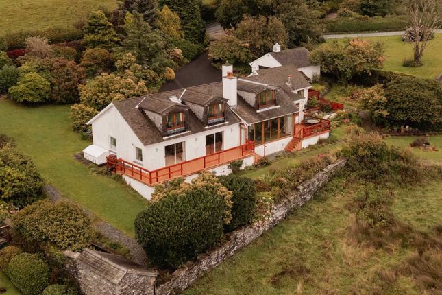 6 bedroom detached house for sale