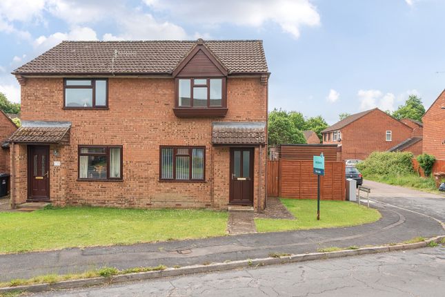 Bluebell Avenue, Tiverton, Devon, EX16 2 bed semi