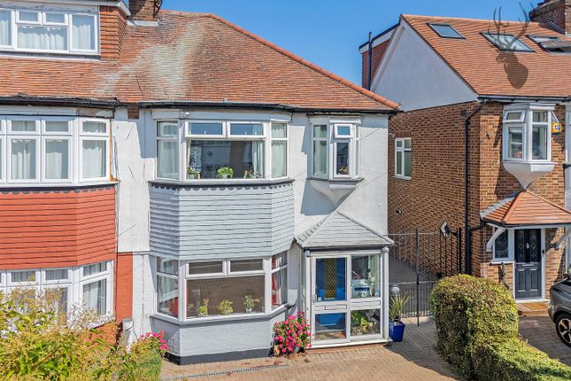 3 bed semi-detached house