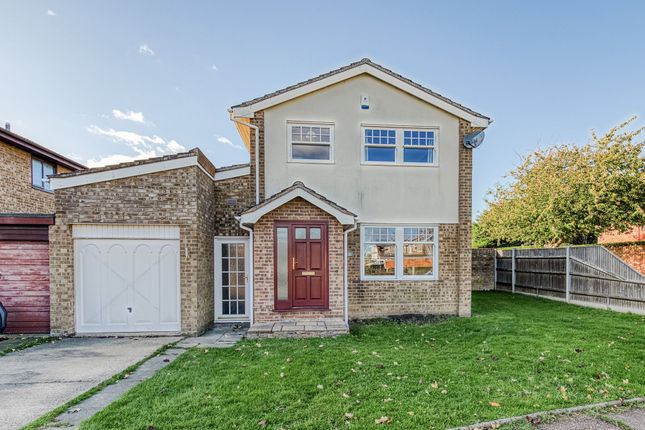 Penny Lane, Oulton 3 bed detached house for sale