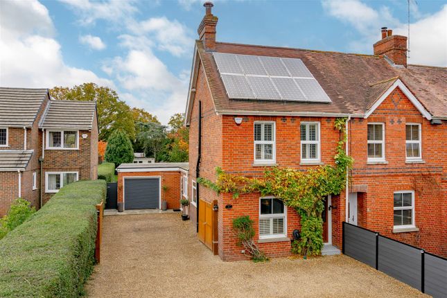 Andrews Road, Southwater, Horsham 3 bed end of terrace house for sale