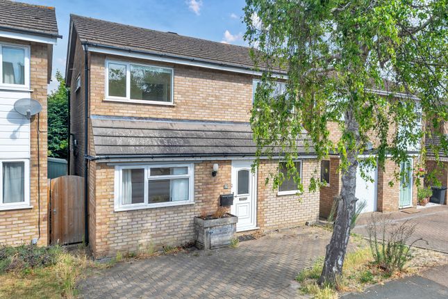 Beechwood Avenue, Royston SG8 4 bed detached house for sale