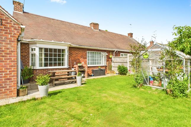 2 bedroom semi-detached bungalow for sale