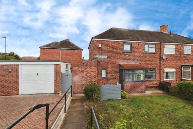 2 bedroom semi-detached house for sale