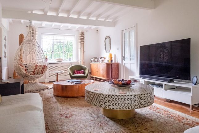 CHISLEHURST BR7 4 bed detached house for sale