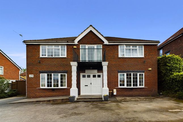 6 bedroom detached house for sale