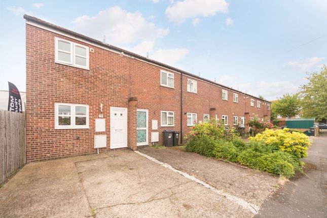 Sycamore Gardens, Mitcham CR4 1 bed terraced house for sale