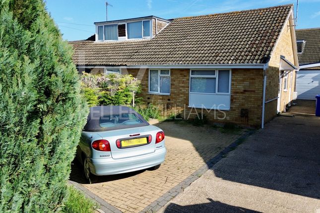 Wantage Close, Hackleton, NN7 2 bed semi