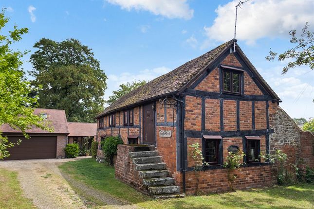 Hop Pickers, Priors Court, Aylton... 4 bed barn conversion for sale