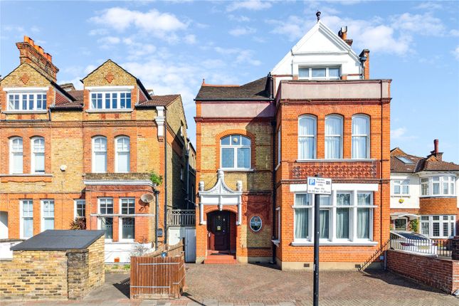 Nightingale Lane, London, SW12 6 bed detached house for sale